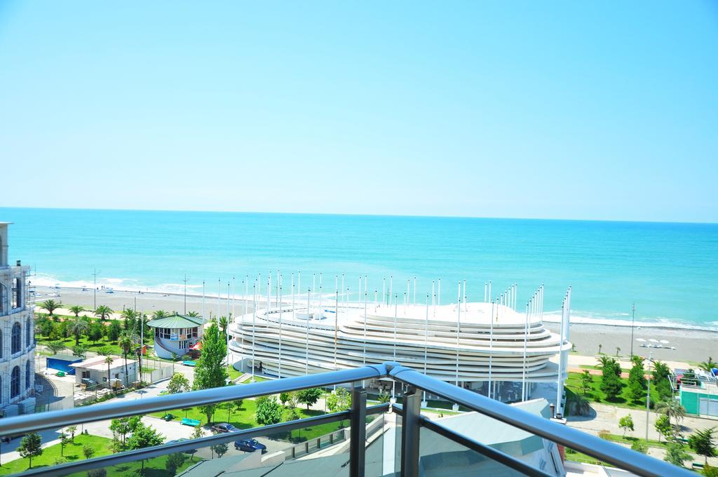 Rock Hotel First Line Batumi Eksteriør billede