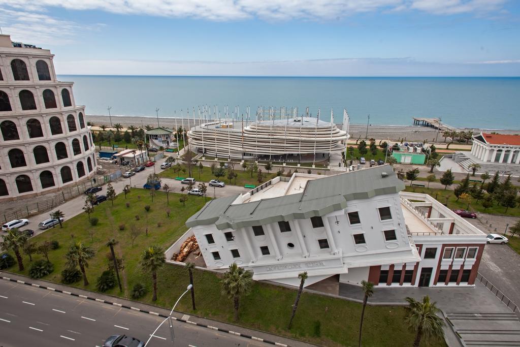 Rock Hotel First Line Batumi Eksteriør billede