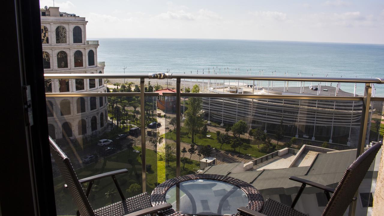Rock Hotel First Line Batumi Eksteriør billede